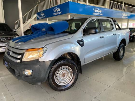 FORD RANGER 2.2 XL 4X4 CD 16V DIESEL 4P MANUAL FORD RANGER 2.2 XL 4X4 CD 16V DIESEL 4P MANUAL